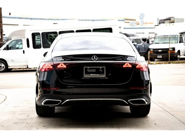 Nuevos MERCEDES-BENZ E-CLASS à Estados chez autogozo