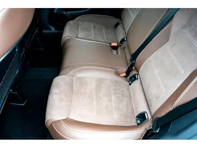 Nuevos MERCEDES-BENZ GLA à Estados chez autogozo