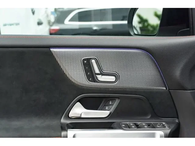 SEMINUEVOS MERCEDES-BENZ EQB a Estados en autogozo