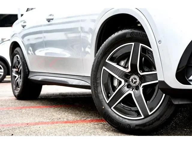 Nuevos MERCEDES-BENZ GLC à Estados chez autogozo