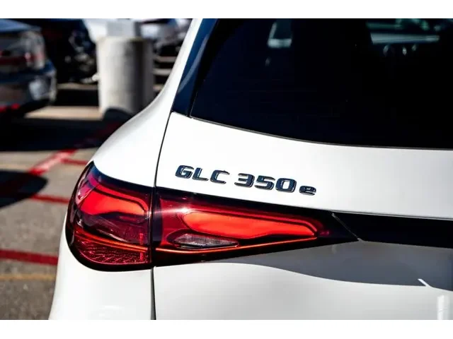 Nuevos MERCEDES-BENZ GLC à Estados chez autogozo
