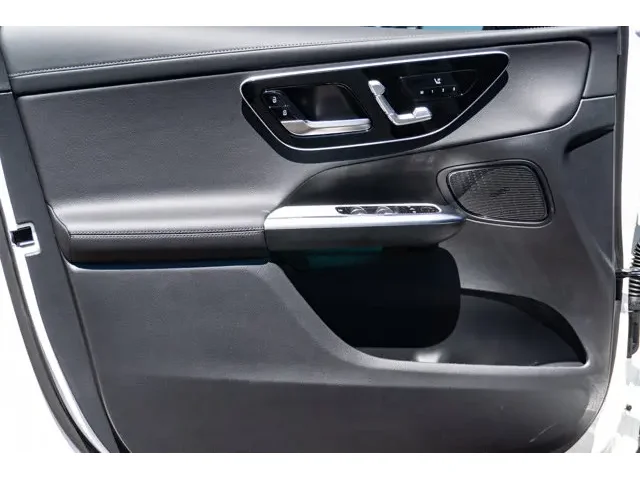 Nuevos MERCEDES-BENZ GLC à Estados chez autogozo