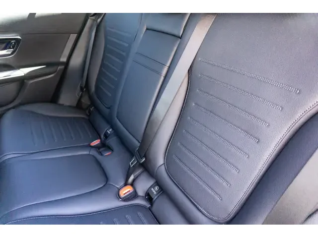 Nuevos MERCEDES-BENZ GLC à Estados chez autogozo