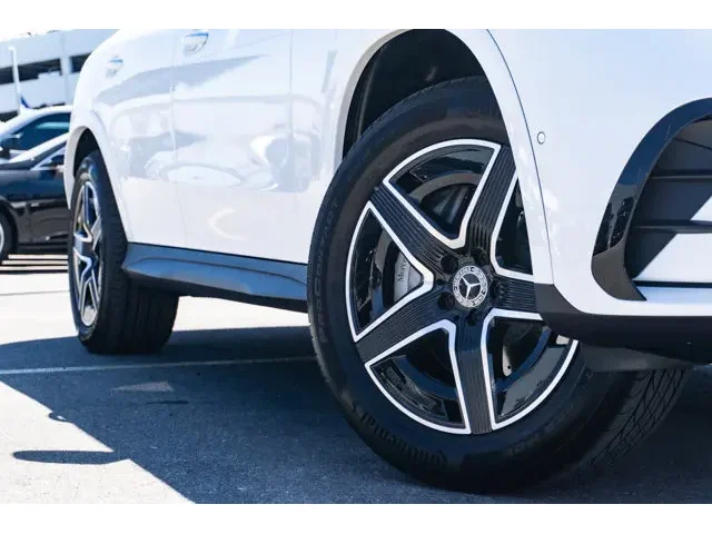 Nuevos MERCEDES-BENZ GLC à Estados chez autogozo