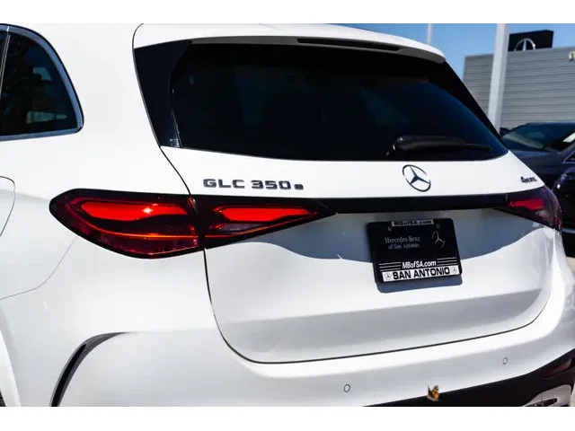 Nuevos MERCEDES-BENZ GLC à Estados chez autogozo