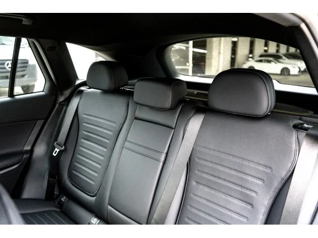 Nuevos MERCEDES-BENZ GLC à Estados chez autogozo