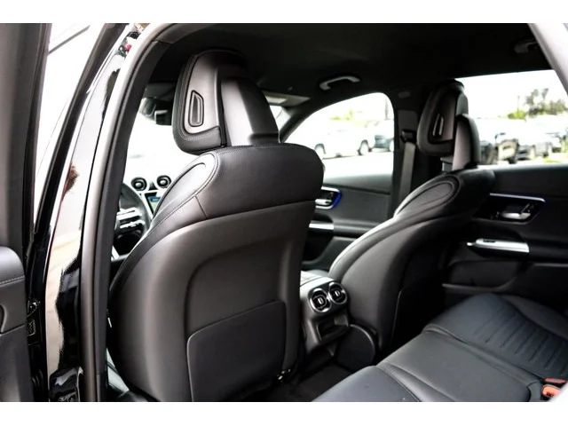 Nuevos MERCEDES-BENZ GLC à Estados chez autogozo