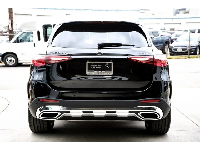 Nuevos MERCEDES-BENZ GLC à Estados chez autogozo