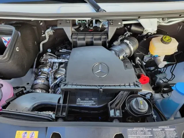 Nuevos MERCEDES-BENZ SPRINTER CARGO VAN à Estados chez autogozo