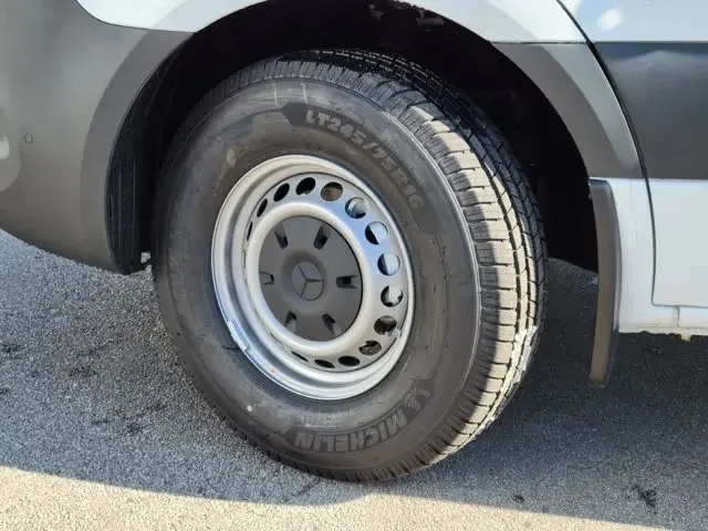 Nuevos MERCEDES-BENZ SPRINTER CARGO VAN à Estados chez autogozo