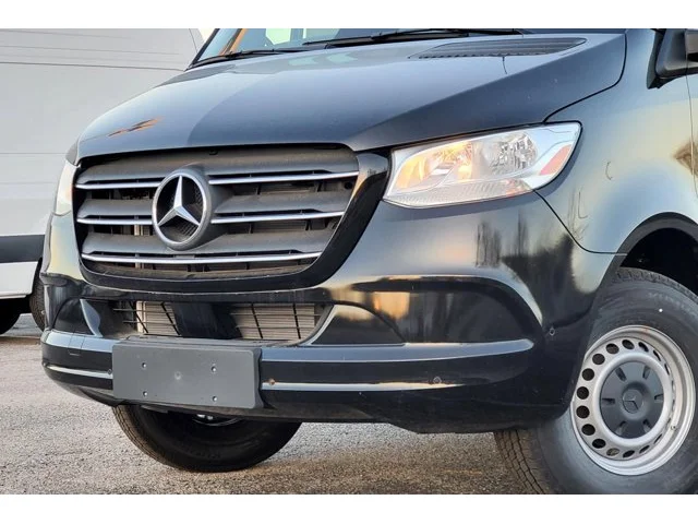 Nuevos MERCEDES-BENZ SPRINTER CARGO VAN à Estados chez autogozo