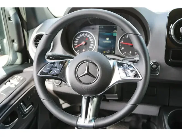 Nuevos MERCEDES-BENZ SPRINTER CARGO VAN à Estados chez autogozo