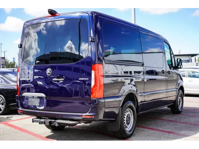 Nuevos MERCEDES-BENZ SPRINTER CARGO VAN à Estados chez autogozo