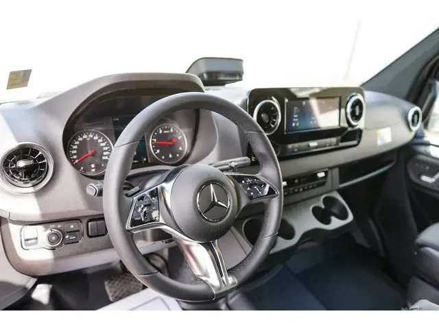 Nuevos MERCEDES-BENZ SPRINTER CARGO VAN à Estados chez autogozo