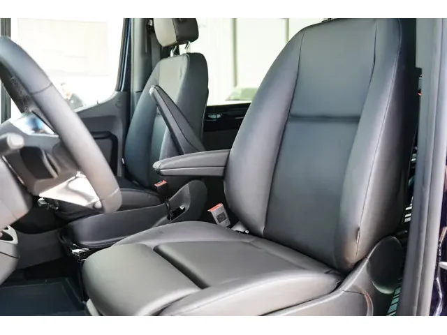 Nuevos MERCEDES-BENZ SPRINTER CARGO VAN à Estados chez autogozo