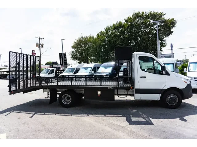 Nuevos MERCEDES-BENZ SPRINTER CAB CHASSIS à Estados chez autogozo