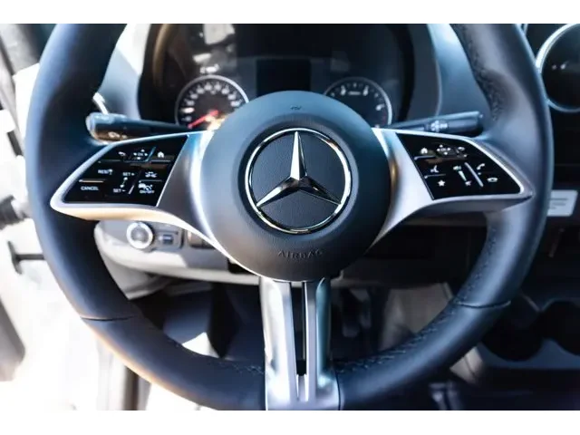 Nuevos MERCEDES-BENZ SPRINTER CARGO VAN à Estados chez autogozo