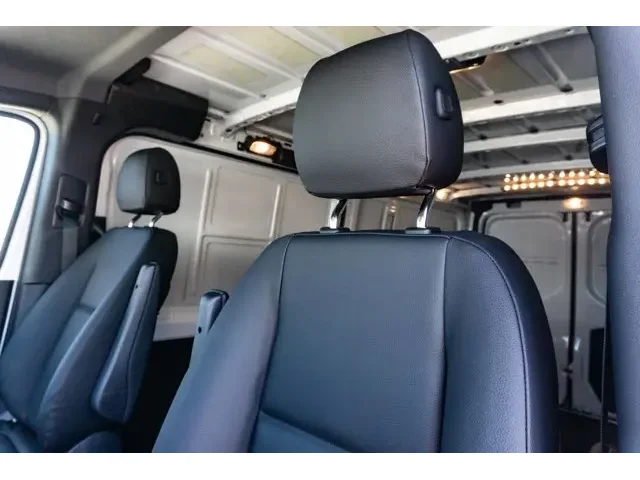 Nuevos MERCEDES-BENZ SPRINTER CARGO VAN à Estados chez autogozo
