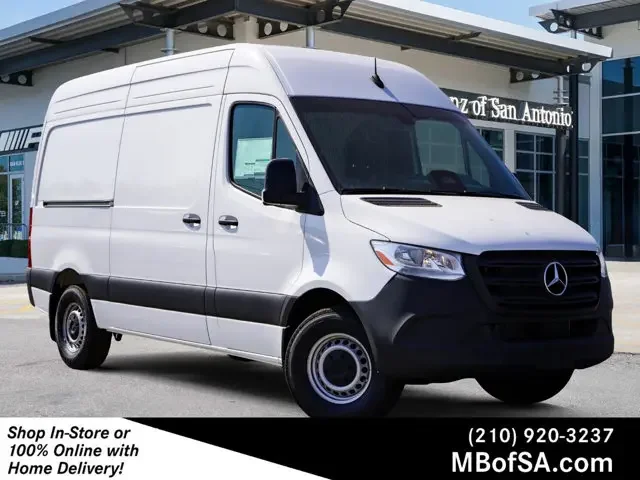 Nuevos MERCEDES-BENZ SPRINTER CARGO VAN à Estados chez autogozo