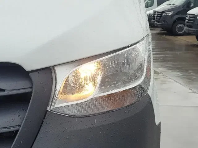 Nuevos MERCEDES-BENZ SPRINTER CARGO VAN à Estados chez autogozo