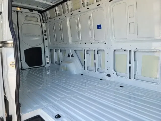 Nuevos MERCEDES-BENZ SPRINTER CARGO VAN à Estados chez autogozo