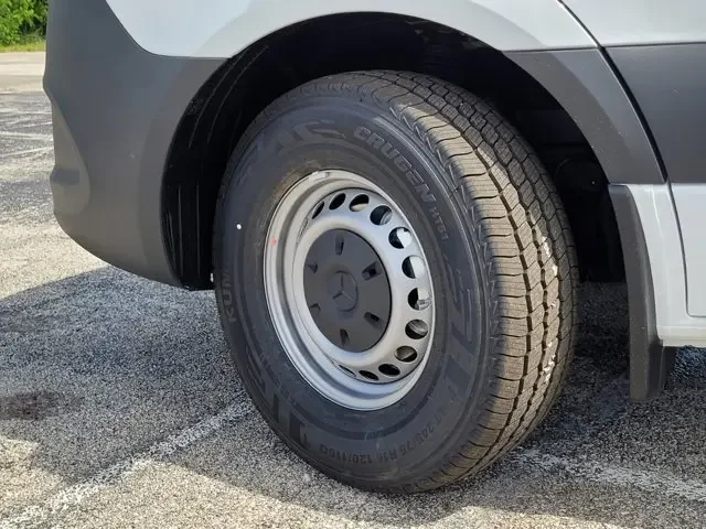 Nuevos MERCEDES-BENZ SPRINTER CARGO VAN à Estados chez autogozo