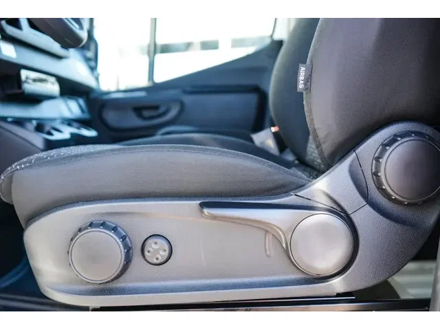 Nuevos MERCEDES-BENZ SPRINTER CARGO VAN à Estados chez autogozo