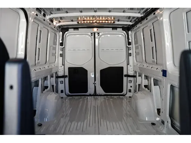 Nuevos MERCEDES-BENZ SPRINTER CARGO VAN à Estados chez autogozo