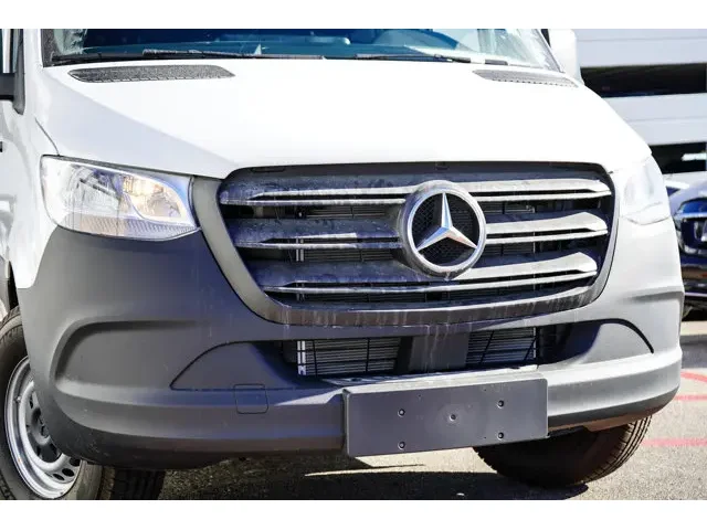 Nuevos MERCEDES-BENZ SPRINTER CARGO VAN à Estados chez autogozo