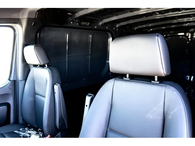 Nuevos MERCEDES-BENZ SPRINTER CARGO VAN à Estados chez autogozo