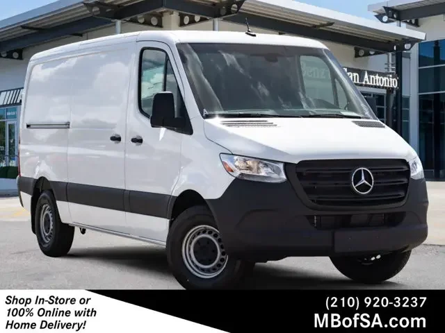 Nuevos MERCEDES-BENZ SPRINTER CARGO VAN à Estados chez autogozo