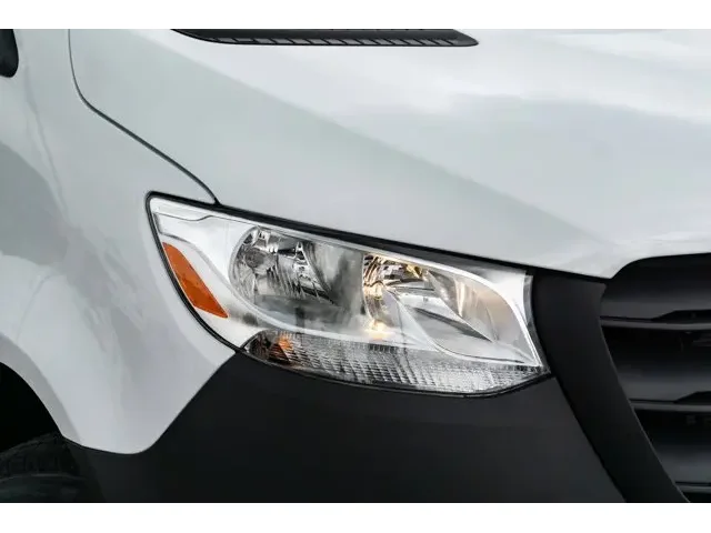 Nuevos MERCEDES-BENZ SPRINTER CARGO VAN à Estados chez autogozo