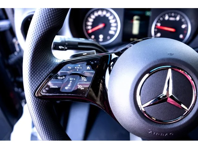 Nuevos MERCEDES-BENZ SPRINTER CARGO VAN à Estados chez autogozo