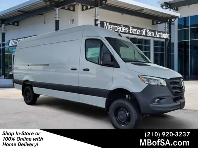 Nuevos MERCEDES-BENZ SPRINTER CARGO VAN à Estados chez autogozo