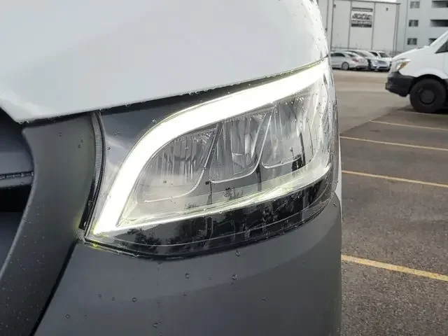 Nuevos MERCEDES-BENZ SPRINTER CARGO VAN à Estados chez autogozo