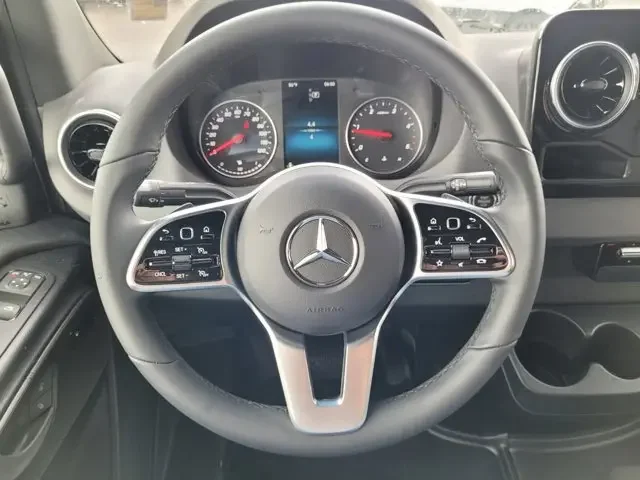Nuevos MERCEDES-BENZ SPRINTER CARGO VAN à Estados chez autogozo