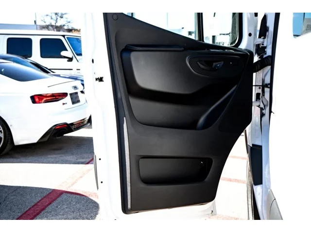 Nuevos MERCEDES-BENZ SPRINTER PASSENGER VAN à Estados chez autogozo