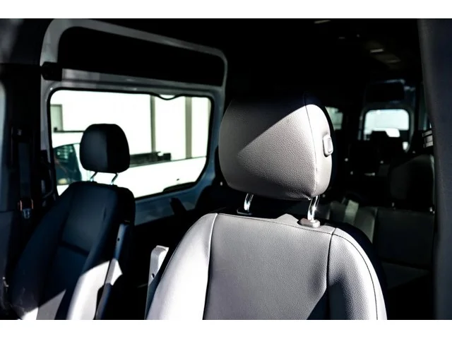 Nuevos MERCEDES-BENZ SPRINTER PASSENGER VAN à Estados chez autogozo