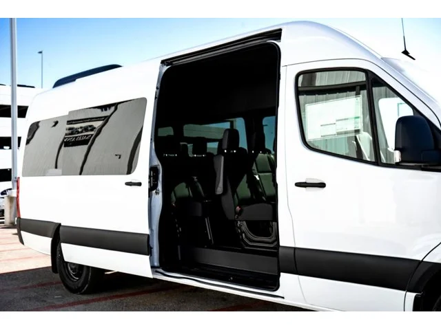 Nuevos MERCEDES-BENZ SPRINTER PASSENGER VAN à Estados chez autogozo