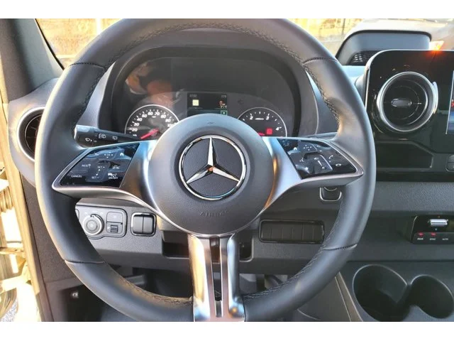 Nuevos MERCEDES-BENZ SPRINTER PASSENGER VAN à Estados chez autogozo