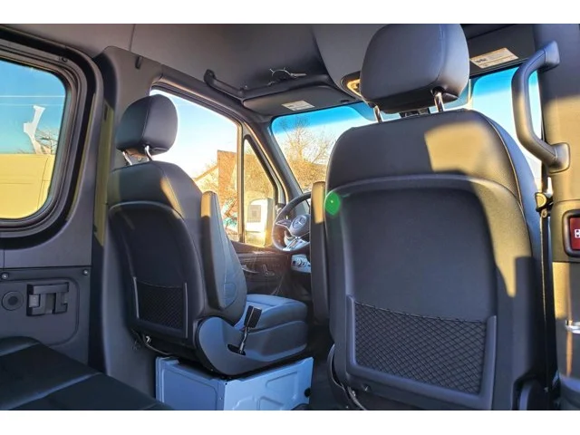 Nuevos MERCEDES-BENZ SPRINTER PASSENGER VAN à Estados chez autogozo