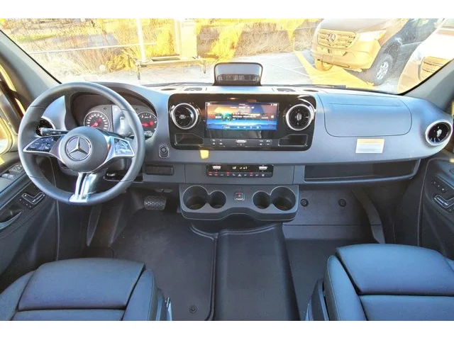 Nuevos MERCEDES-BENZ SPRINTER PASSENGER VAN à Estados chez autogozo