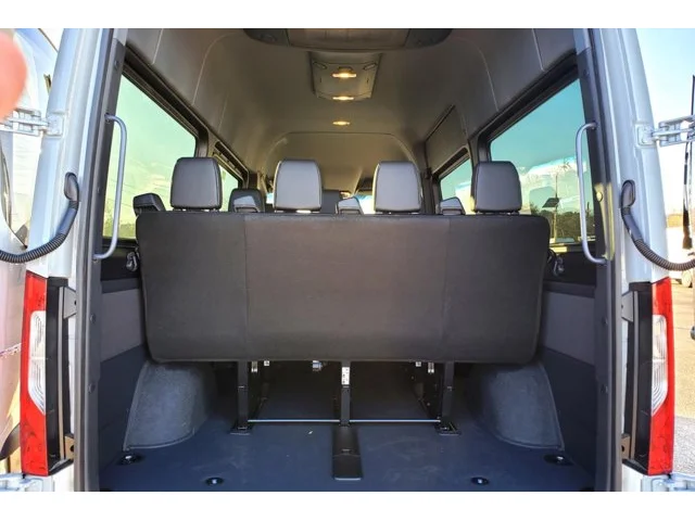 Nuevos MERCEDES-BENZ SPRINTER PASSENGER VAN à Estados chez autogozo