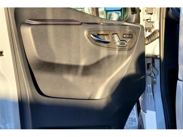 Nuevos MERCEDES-BENZ SPRINTER PASSENGER VAN à Estados chez autogozo
