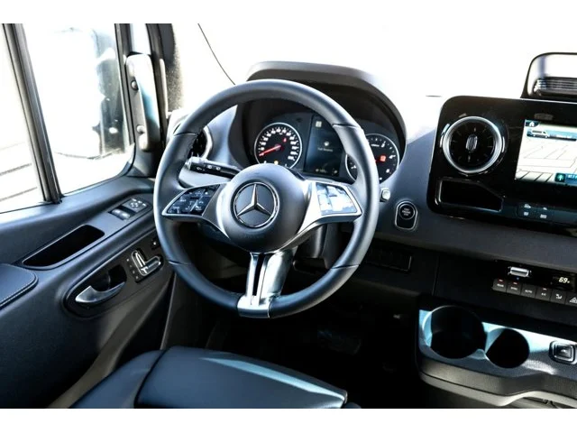 Nuevos MERCEDES-BENZ SPRINTER PASSENGER VAN à Estados chez autogozo
