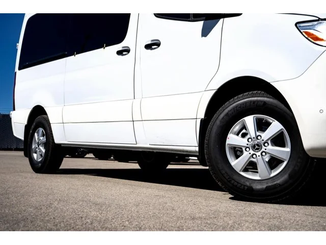 Nuevos MERCEDES-BENZ SPRINTER PASSENGER VAN à Estados chez autogozo