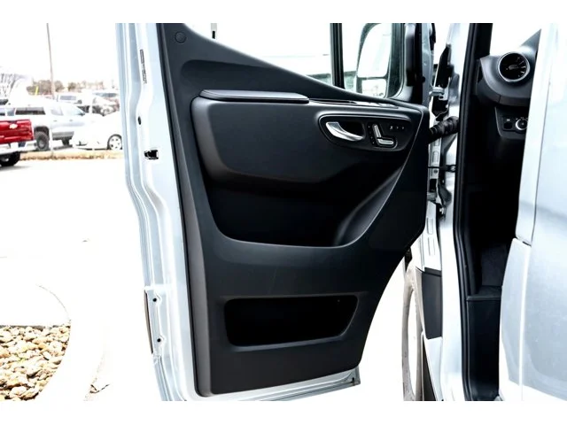 Nuevos MERCEDES-BENZ SPRINTER PASSENGER VAN à Estados chez autogozo