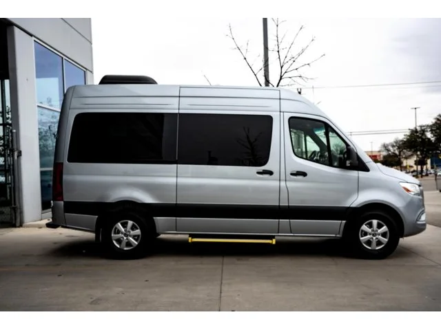 Nuevos MERCEDES-BENZ SPRINTER PASSENGER VAN à Estados chez autogozo