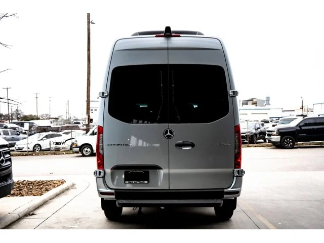 Nuevos MERCEDES-BENZ SPRINTER PASSENGER VAN à Estados chez autogozo