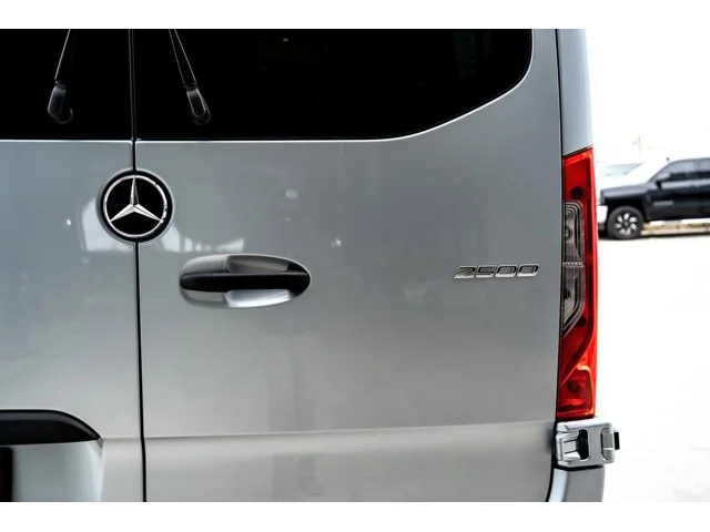 Nuevos MERCEDES-BENZ SPRINTER PASSENGER VAN à Estados chez autogozo